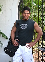 Muscle latino hunk Neil naked by ManAvenue