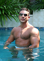 Hot bodybuilder Marcos Blade jerking off by ManAvenue