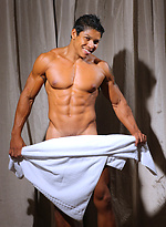 Latin bodybuilder Luiz Tribal by Power Men