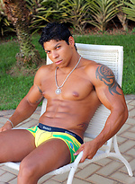 Latin bodybuilder Luiz Tribal by Power Men