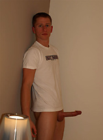 Wes jreking off dick by Nextdoor Male