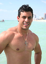 Latest Hottie Update: ROBERT by ManAvenue