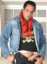 Marcello films himself having a sneaky wank by With Marcello With Marcello