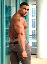 Tim Liggins, latin bodybuilder by Muscle Gallery