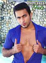 Antonio Bellus naked outdoors by Brazilian Studz