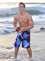 Hank is a college student who recently moved out of the dorms. by SeanCody