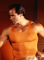Leo Hooks - oiled by Colt Studio