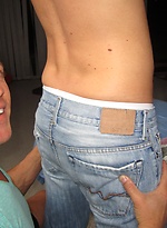 Gay masseuse having his way with a horny guy by Massage Bait