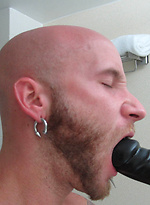 Closet gay gets exposed online by Out Him
