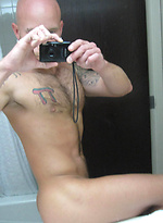 Closet gay gets exposed online by Out Him