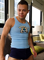 Mr Muscles Paulie Vauss strips and Jerks off for Ben by Bentley Race