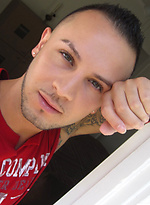 Closet gay gets exposed on webcam by Out Him