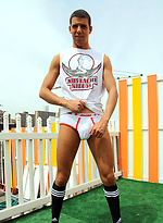 Horny aussie Tommy De Luca naked outdoors by Bentley Race