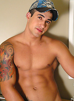 Muscle jock from itali Caua shows his schlong by LucasKazan