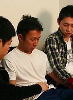 Japanese straight man getting sucked by gay boys by Japan Boyz