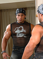 Roberto Bueno by Muscle Hunks