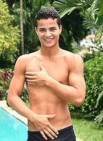 Latin jock Leon Pavia posing naked outdoors by Brazilian Studz