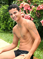 Latin jock Leon Pavia posing naked outdoors by Brazilian Studz