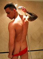 Shower time with our straight mate Kevin Lucas by Bentley Race