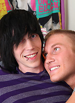 Tyler Bolt\\\\\\\\\\\\\\\'s emoness seduces Devon Westfall into giving him his big bad meaty cock! by LollipopTwinks
