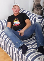 Muscled twink naked by Czech Boys