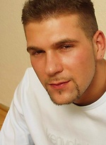 Muscle man posing and jerking off by Czech Boys