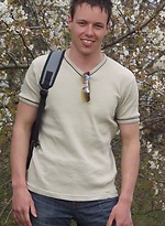 Muscle guy stripping outdoors by Czech Boys