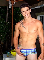 With a nice smooth chest and adorable features, Ashton Dale will turn heads no matter where he goes.  If you were lucky enough to catch his recent liv by Randy Blue With Ashton Dale