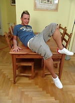 Nasty dude posing and jacking off by Czech Boys