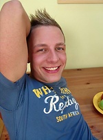 Nasty dude posing and jacking off by Czech Boys
