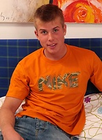 Muscle twink jerking off dick by Czech Boys