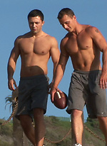 Hugo and Danny flip-flop scene by SeanCody