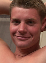 Muscle stud Kent by SeanCody