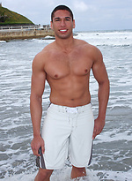 Muscled dude posing in a shower by SeanCody