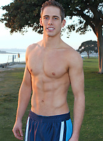 Muscular hottie Nick by SeanCody
