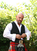 Hairy Man in a Kilt - Carlo Cox by Butch Dixon With Carlo Cox