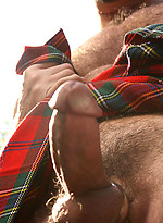 Hairy Man in a Kilt - Carlo Cox by Butch Dixon With Carlo Cox