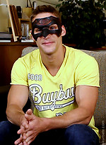 Hot muscled hunk Mathieu by Maskurbate