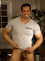 Big muscle hunk naked by Colt Studio