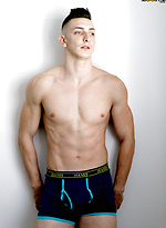 Ripped Gym JOCK Roman Tate Works Out And Jerks OFF by Gayhoopla