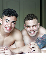 BUCK Carter BOTTOMS: First-Time With Julian Rodriguez by Gayhoopla With Buck Carter