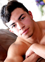 Fit Ripped Teen Julian Rodriguez Jerks And CUMS by Gayhoopla