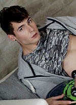 Threeway Pile-Up Climaxes In A Jizz-Inducing Double-Stuffing! by Staxus