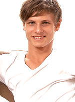 SEX SCENE with Damien Chapelle and Liam Efron by BelAmi Online