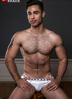 Lucas Leon Services Michael Lucas' Cock by Lucas Entetainment With Michael Lucas,Lucas Leon