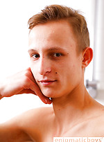 Tyl after bath by Enigmatic Boys