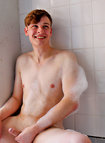 Take a bubble bath with our cute mate Lincoln Hall by Bentley Race