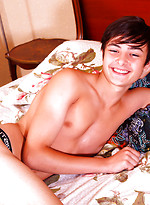 Lee - Sexy uncut boy by Enigmatic Boys