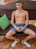 Alec Loob by BF Collection