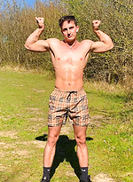 Muscular Hunk Carter by English Lads